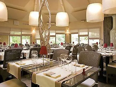 Ibis Styles Шоле