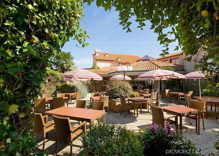 Ibis Styles Шоле